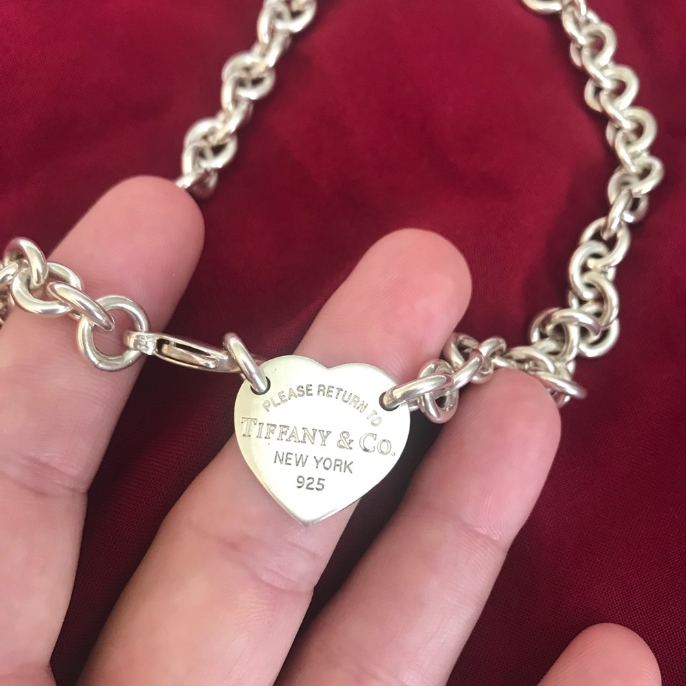 Beautiful Return to Tiffany, Heart Tag Choker